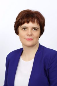 dr. Damjana Pondelek